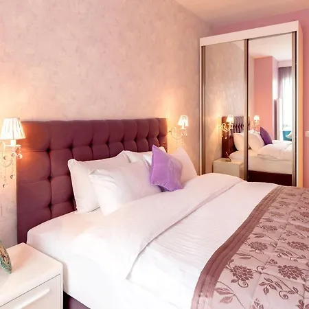 Mera Suites Airport