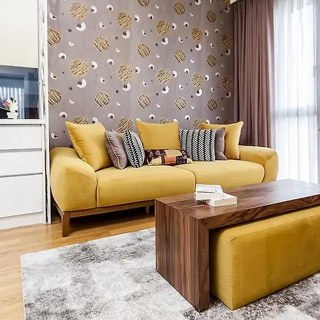 Mera Suites Airport